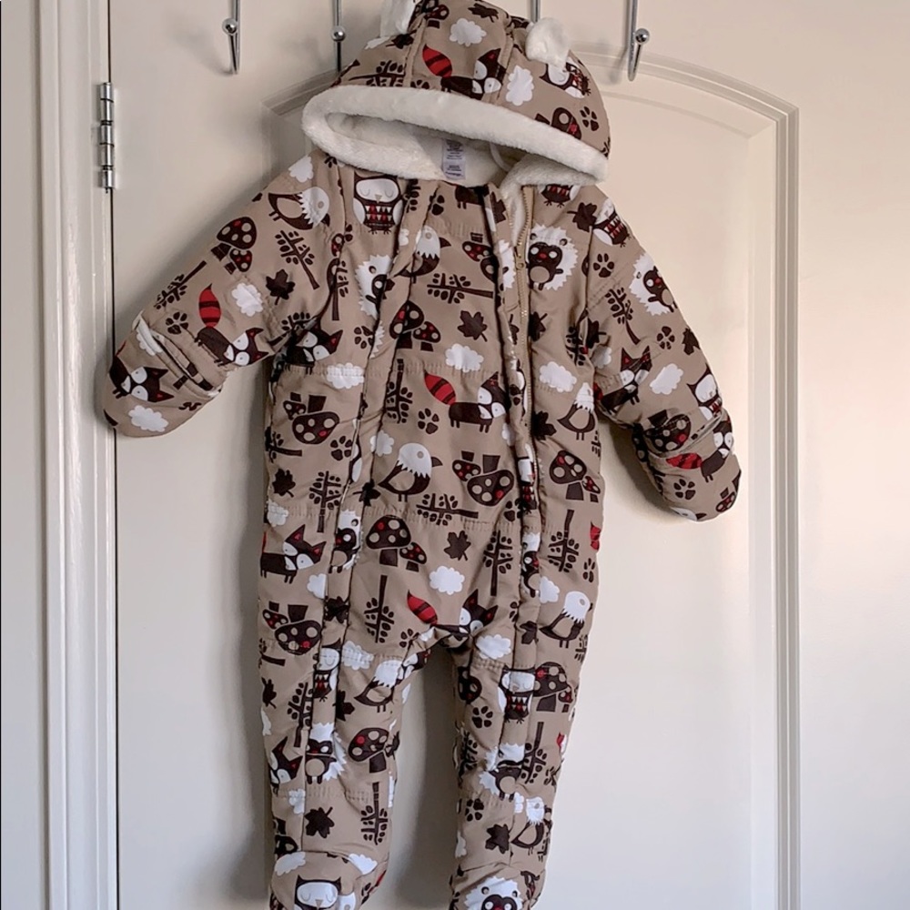 Snow suit